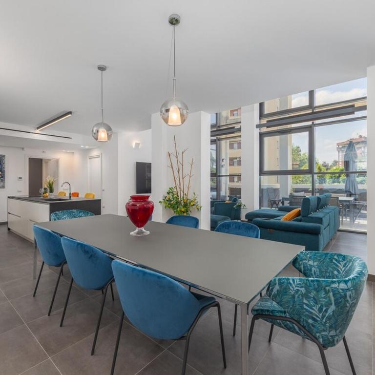 Luxury Apartment with Private Spa-Free Parking - Appartement - 8