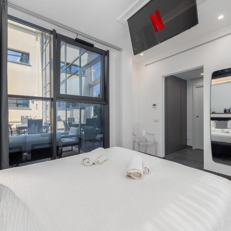 Luxury Apartment with Private Spa-Free Parking - Appartement - 20