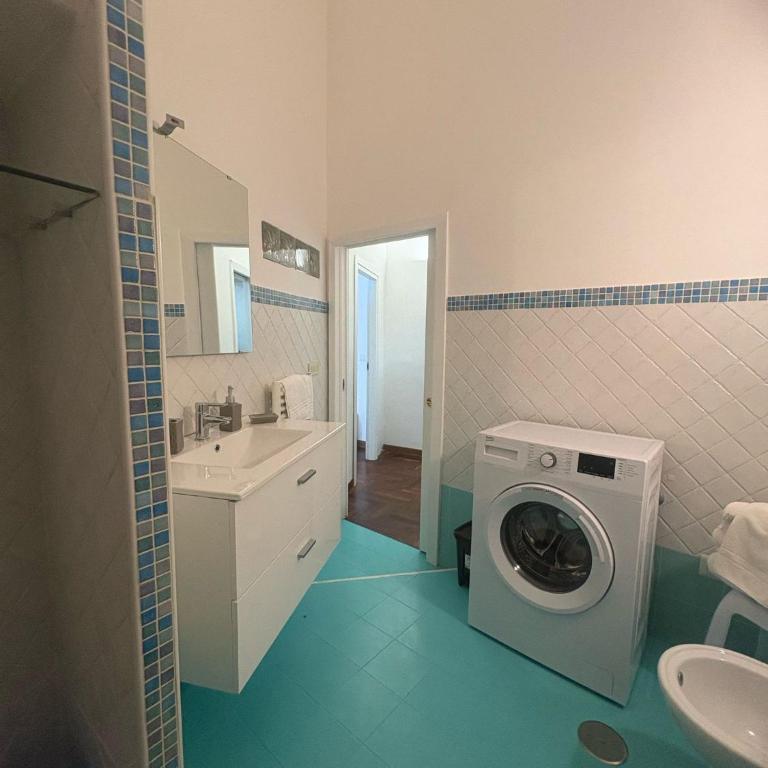 Santa Lucia 15 Apartament - Appartamento Deluxe con 2 Camere da Letto e Balcone - 39