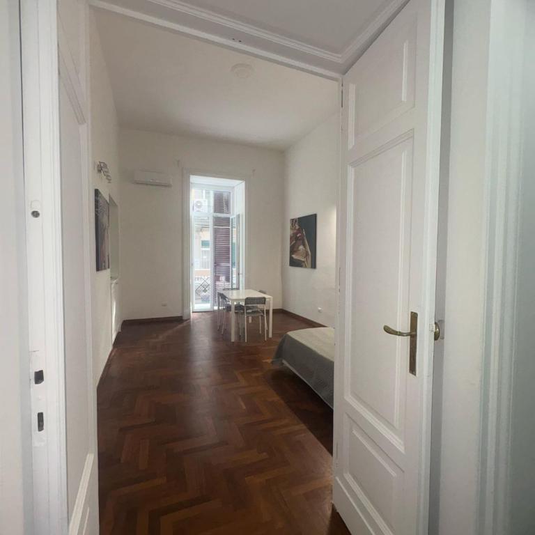 Santa Lucia 15 Apartament - Appartamento Deluxe con 2 Camere da Letto e Balcone - 15