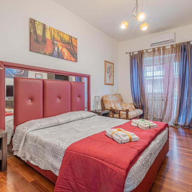 Bed and Breakfast Impruneta28 - Ampia Camera Matrimoniale - 2