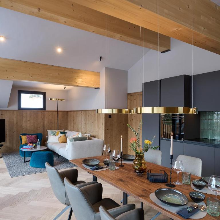 Aparthotel Dorf570 - Apartment mit 3 Schlafzimmern und Balkon - 5