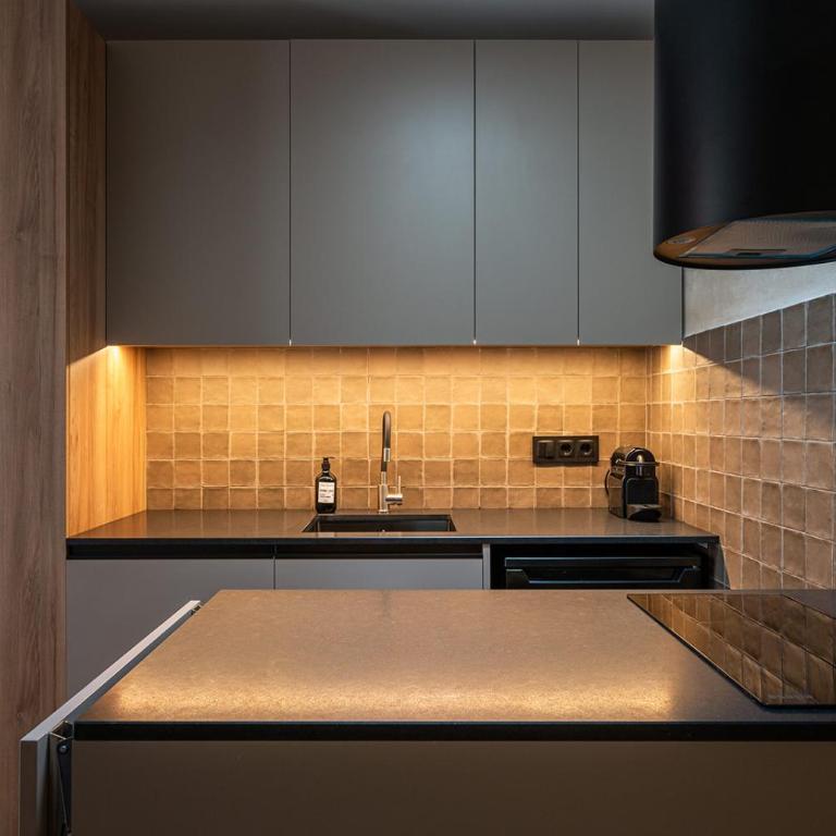 Dobo Madrid MA24 - Studio - 12