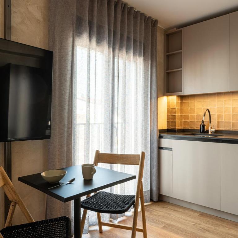 Dobo Madrid MA24 - Studio - 5