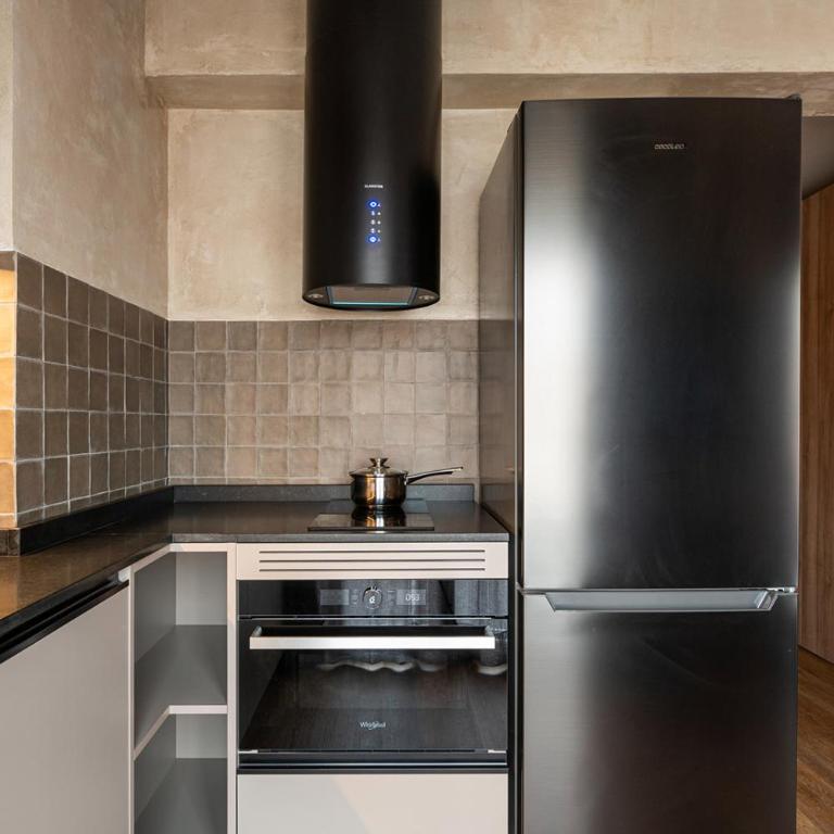 Dobo Madrid MA24 - Studio - 4