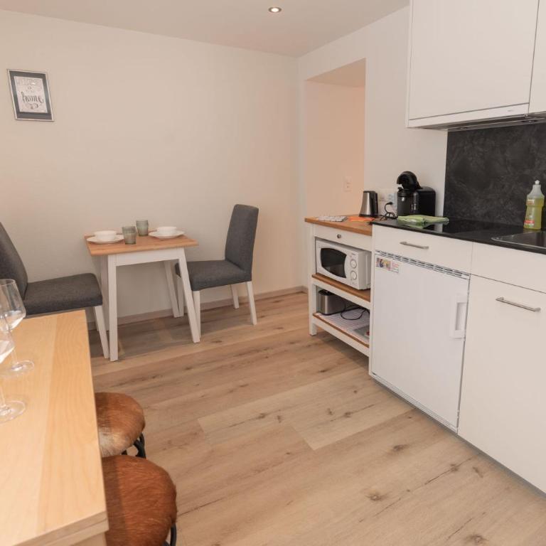 MOM - Alpine Boutique Apartments, Alpstein Eiger View Terrace, City Center - One-Bedroom Apartment - 15