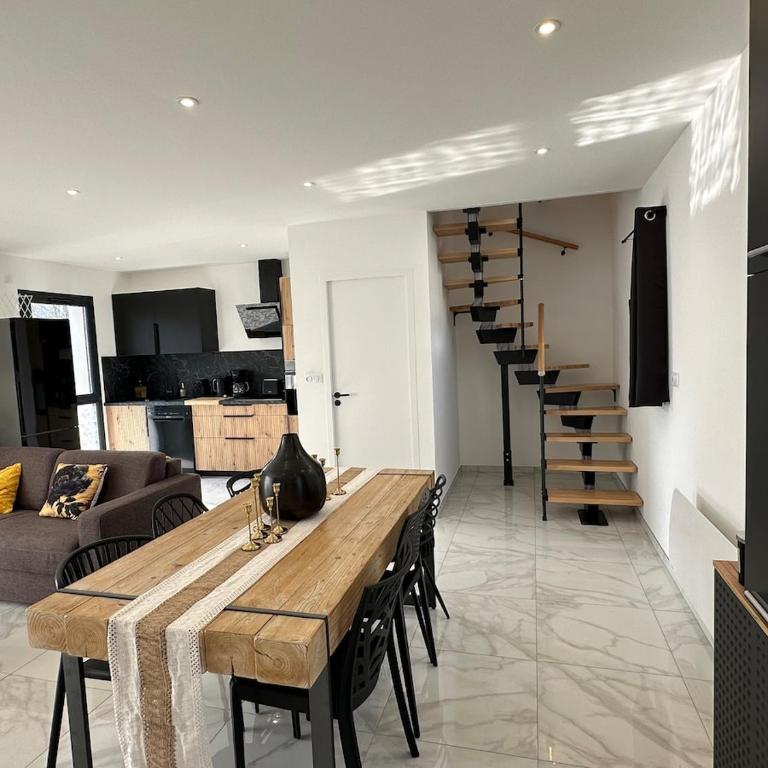 Le Refuge du Léman, Duplex neuf de 80m 2, à 10 minutes de Geneve pour 1 à 6 personnes - Appartement en Duplex - 3