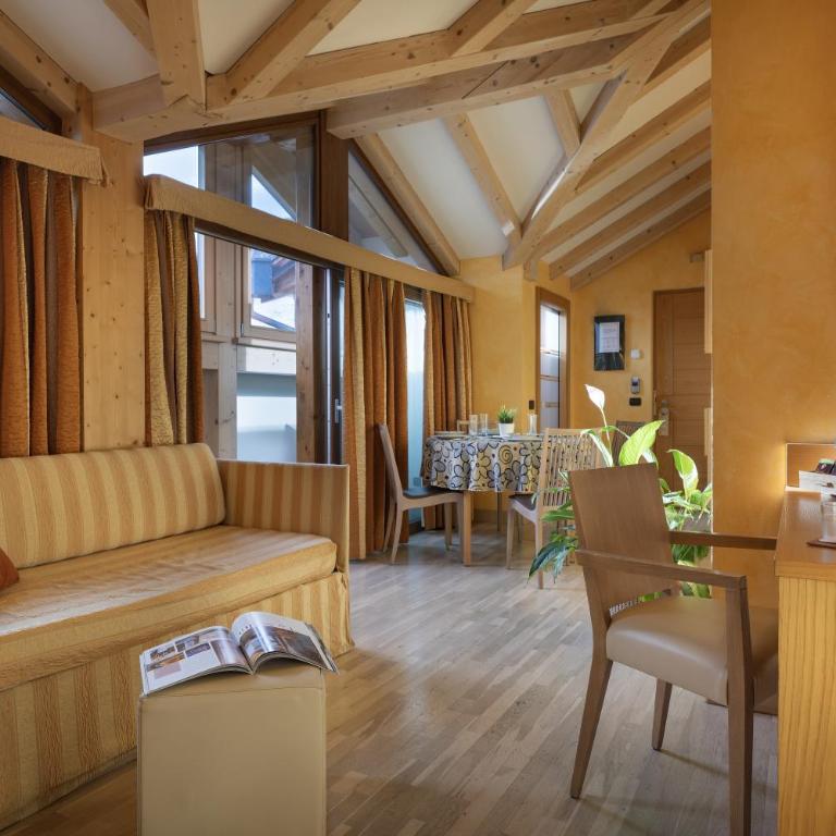 MOTA hotel - Suite Superior con 2 Camere da Letto - 5