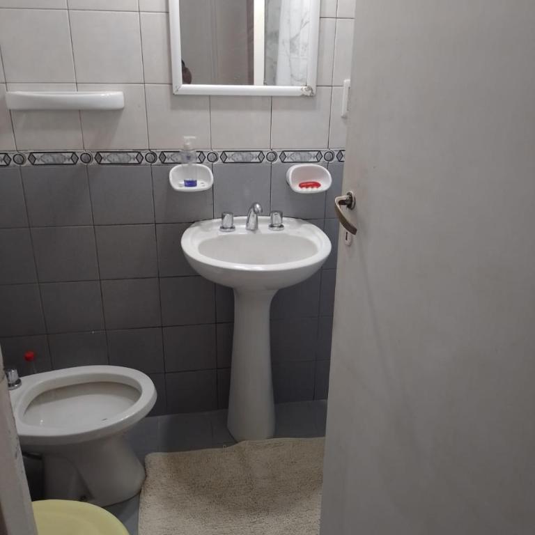 Descanso y excelente ubicación - Two-Bedroom Apartment - 7