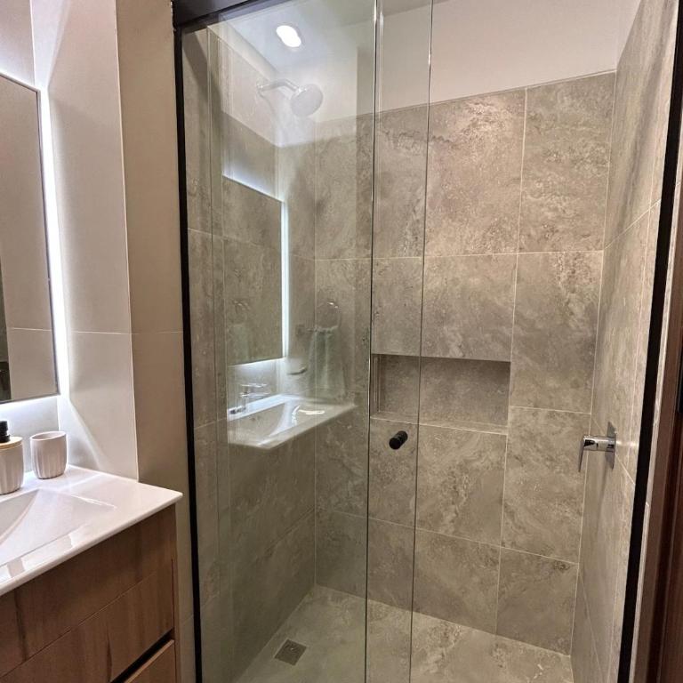 Hermoso Monoambiente en Excelente ubicación - Apartamento de 1 dormitorio con vistas a la ciudad - 15