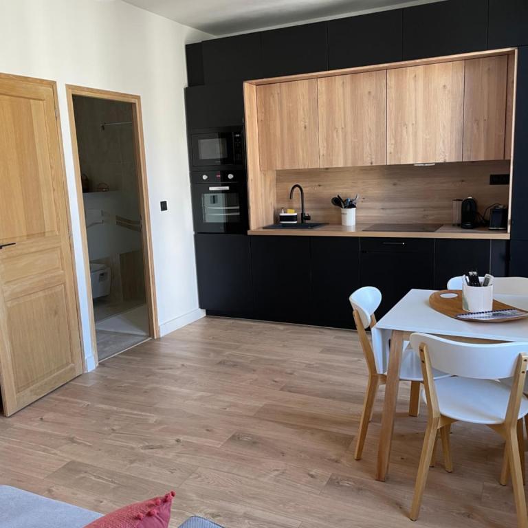 Le Vauban - appartement rénové et central - Apartment mit 1 Schlafzimmer - 10