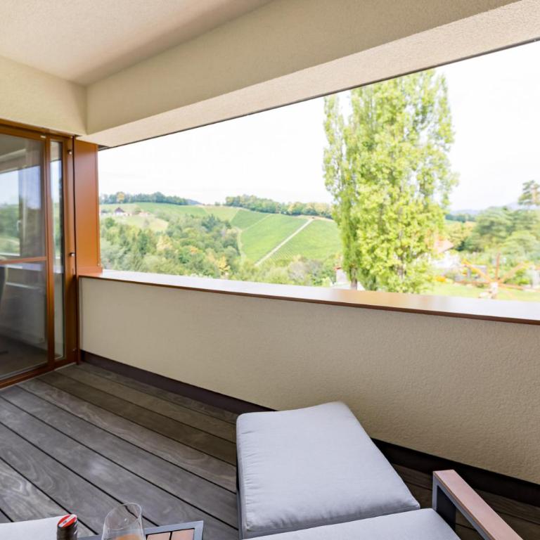 Weingut-Wohlfühlzimmer Adam-Lieleg - Chambre Double Deluxe avec Balcon - 11