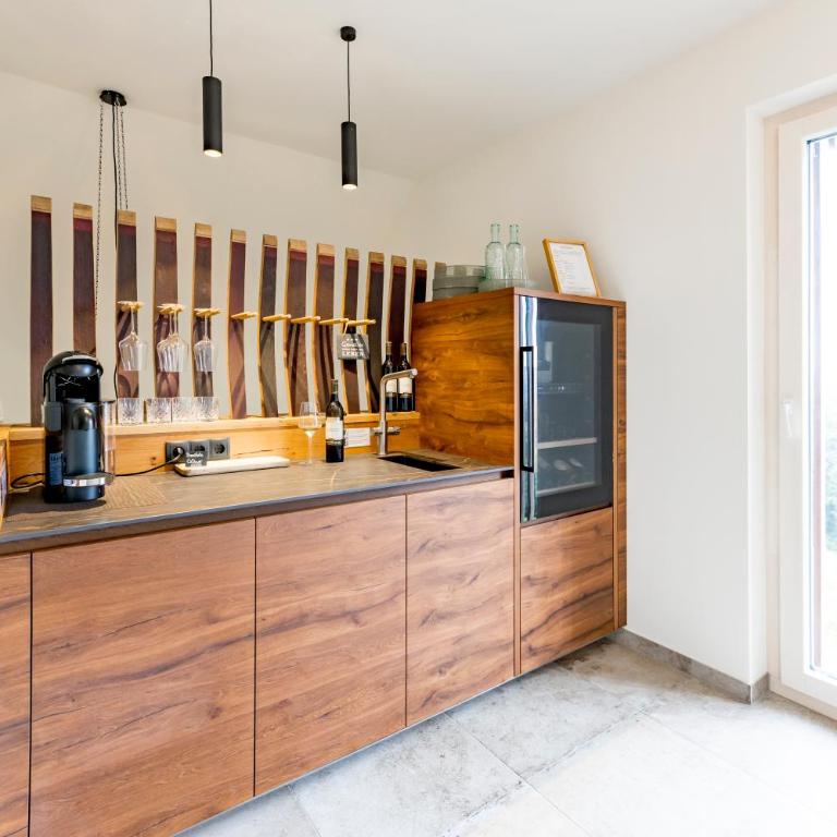 Weingut-Wohlfühlzimmer Adam-Lieleg - Chambre Double Deluxe avec Balcon - 12