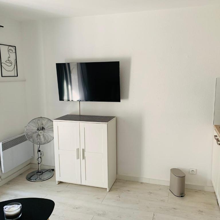 Studio "Un jardin d'azur" avec Piscine de mai à septembre - Family Studio - 34