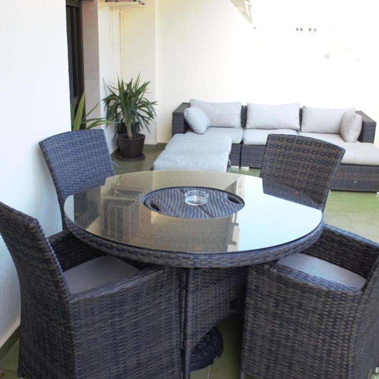 2 BEDROOM 2 BATHROOM APARTMENT in the heart of Fuengirola with big terrace and free parking space close to beach - Apartamento Deluxe - 34