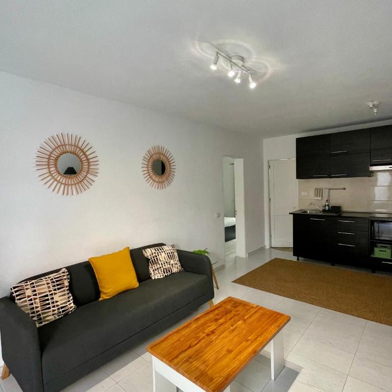 Helen House - Two-Bedroom Apartment - 2