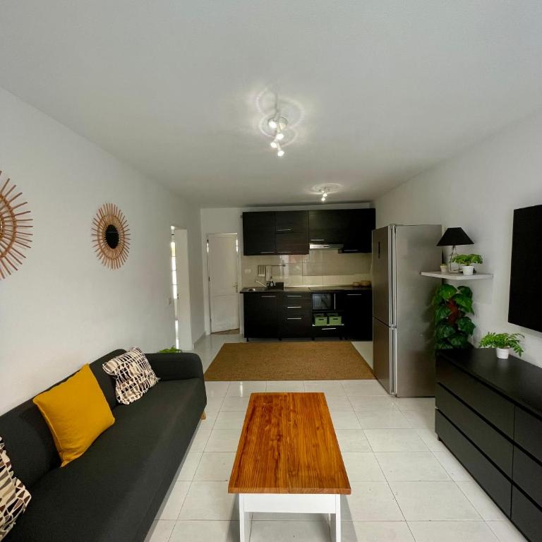 Helen House - Two-Bedroom Apartment - 4