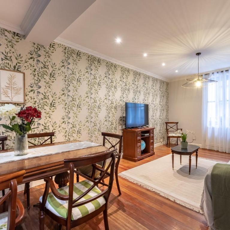 Ayuntamiento Bilbao, Casco Viejo -Parking optional - Three-Bedroom Apartment with Balcony - 18