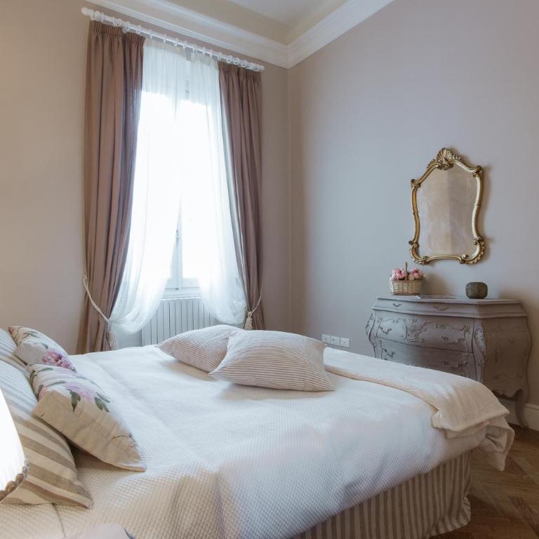 Leopoldo Luxurious Apartment - Daily refresh available - Appartamento Deluxe con 4 Camere da Letto - 48