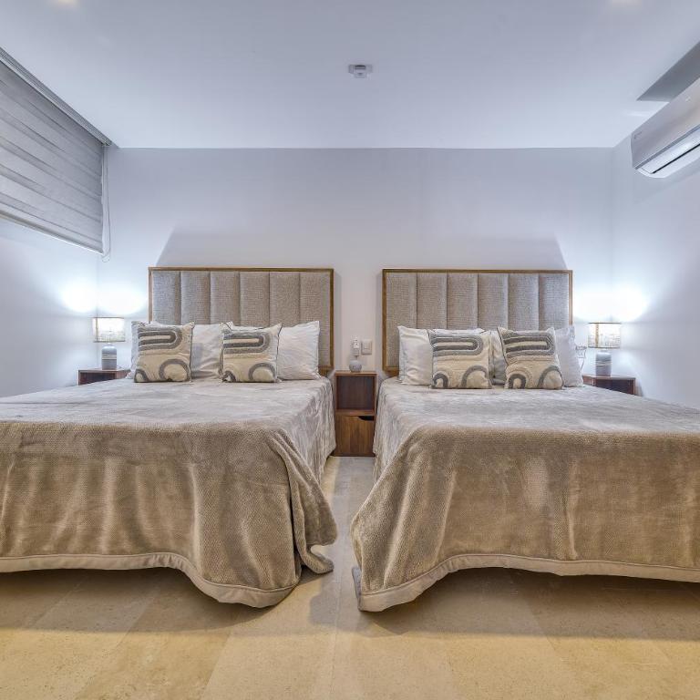 Luxury Oceanfront Condo Residence - Apartamento de 2 dormitorios - 63