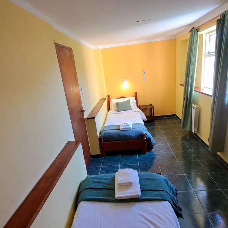 Hosteria LOS ÑIRES - Budget Twin Room - 18