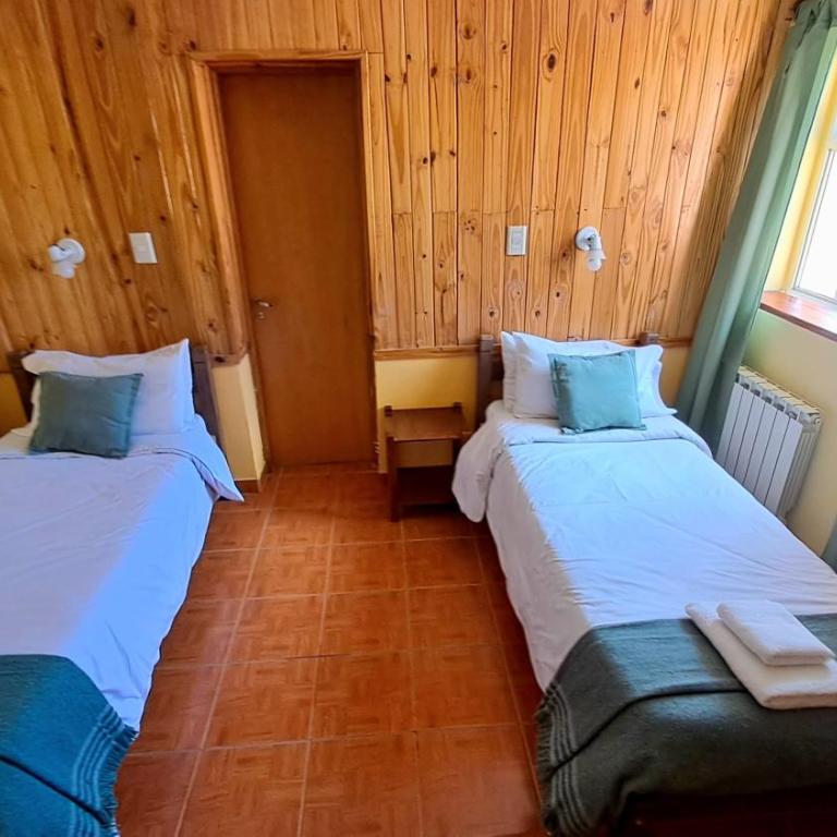 Hosteria LOS ÑIRES - Budget Twin Room - 27