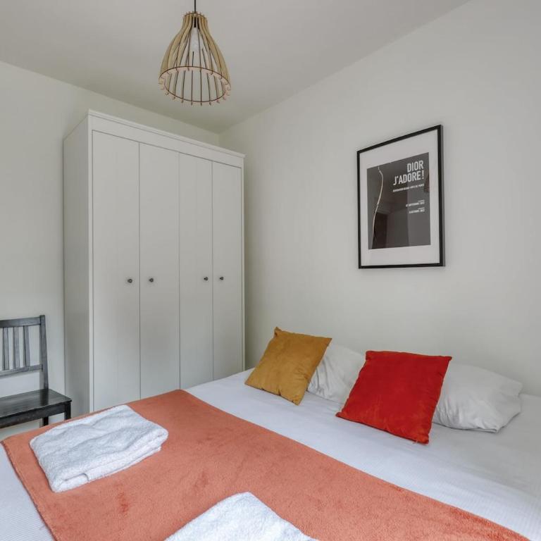 Splendid 2bdrs Flat with Balcony-Paris 15 - Mid T - Appartement 2 Chambres - 14