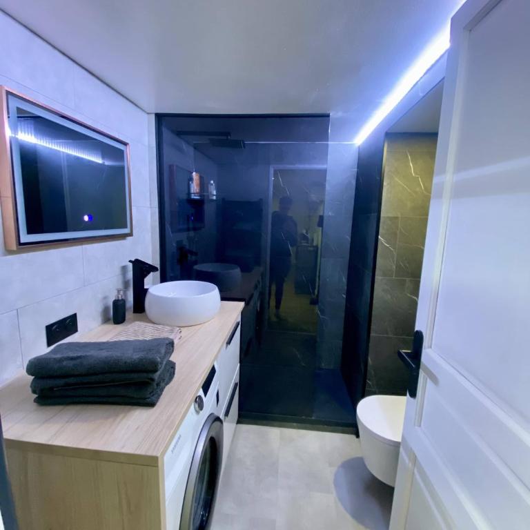 Nice Port apartment AC Parking - Appartement 1 Chambre - 6