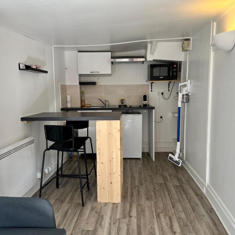Duplex Rue Huchette - DABNB - One-Bedroom Apartment - 5