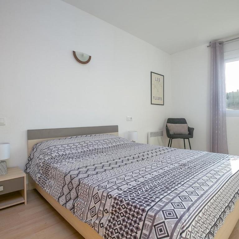 V030 - Port Canigo - Two-Bedroom Apartment - 25