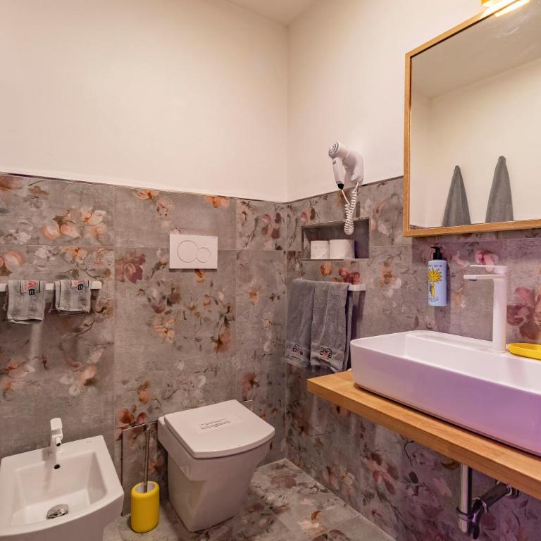 DAB Guest House - Camera Matrimoniale Superior - 13