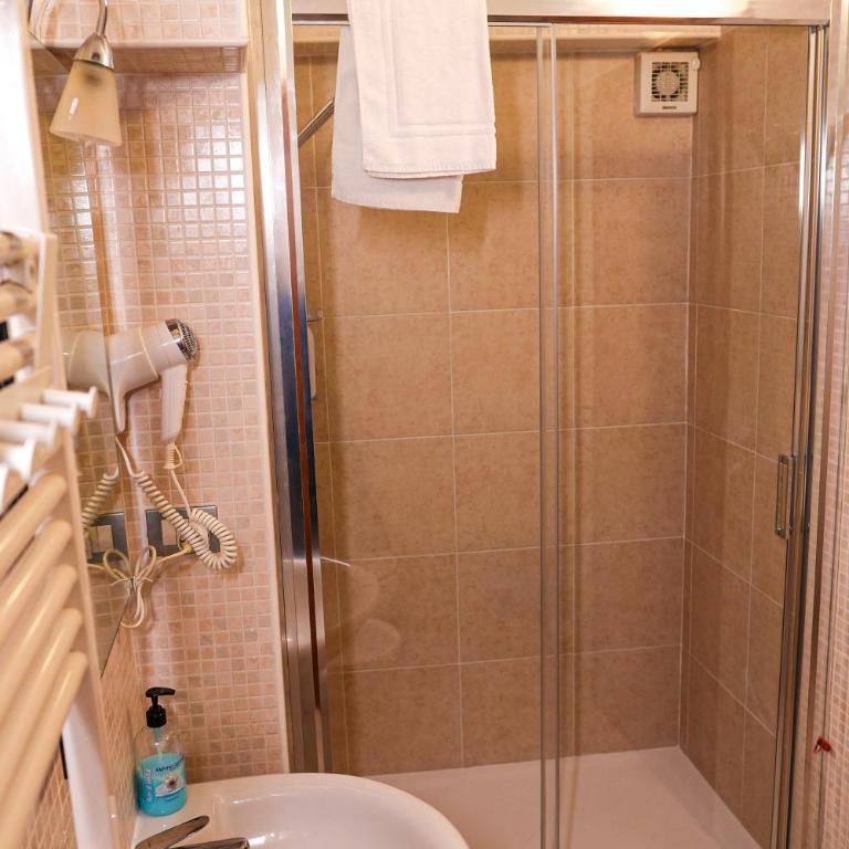 SMART HOTEL - Camera Matrimoniale Economy - 3