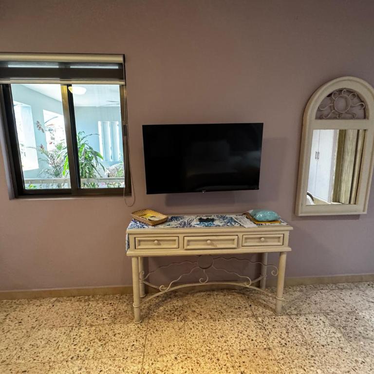 Casa Lunamar - One-Bedroom Apartment - 7