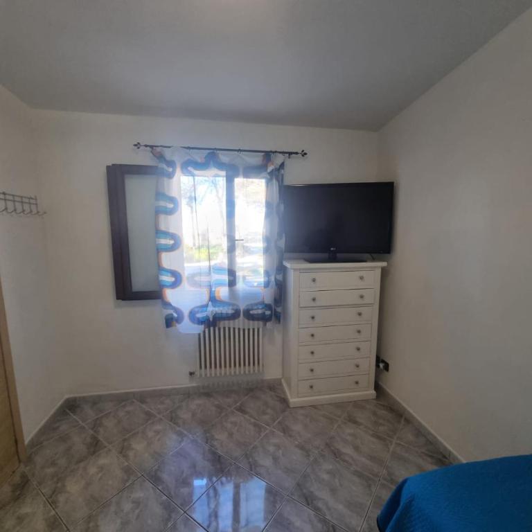 IL GELSO LECCE Affitti Brevi - Camera Doppia con Letti Singoli e Bagno in Comune - 5
