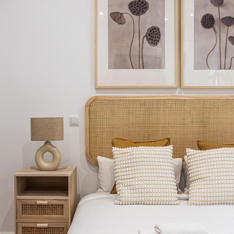 Hogar Malasaña II - Three-Bedroom Apartment - 32