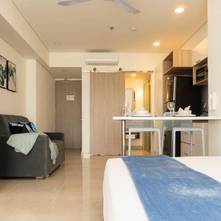 Suite Cama King Balcon Vista Hermosa CB634 - Studio with Balcony - 9