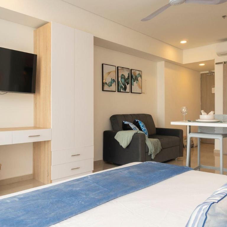 Suite Cama King Balcon Vista Hermosa CB634 - Studio with Balcony - 10