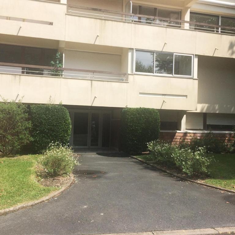 location-cote-basque fr - Studio au golf du phare de Biarritz - piscine, plage, golf, parking - Appartement 1 Chambre - 25