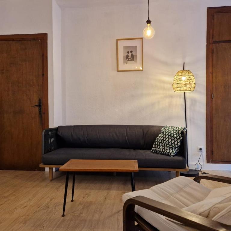 Habitación amplia y tranquila con baño privado en piso compartido - Apartamento de 1 dormitorio - 11