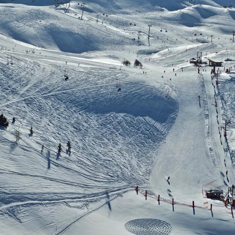 Plein Sud, skis aux pieds, linge & ménage inclus---South-facing, SKI-IN-OUT, all included---Arc 2000, Le Varet - Appartement 1 Chambre avec Balcon et Vue sur les Montagnes - 19