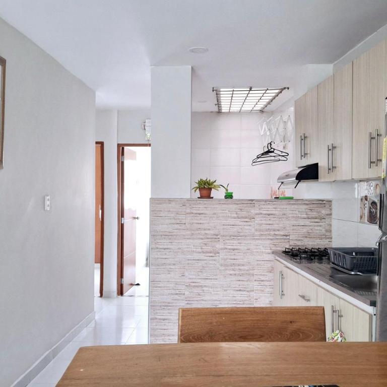 Apartamento Familiar residencial M2 - Three-Bedroom Apartment - 4
