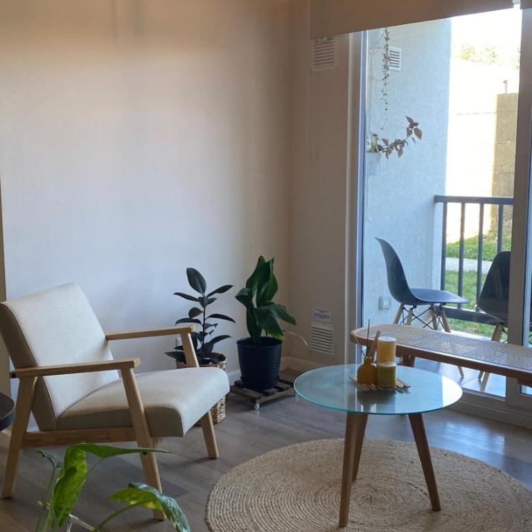 Departamento cálido y espacioso con estacionamiento privado - Apartamento de 2 dormitorios - 20
