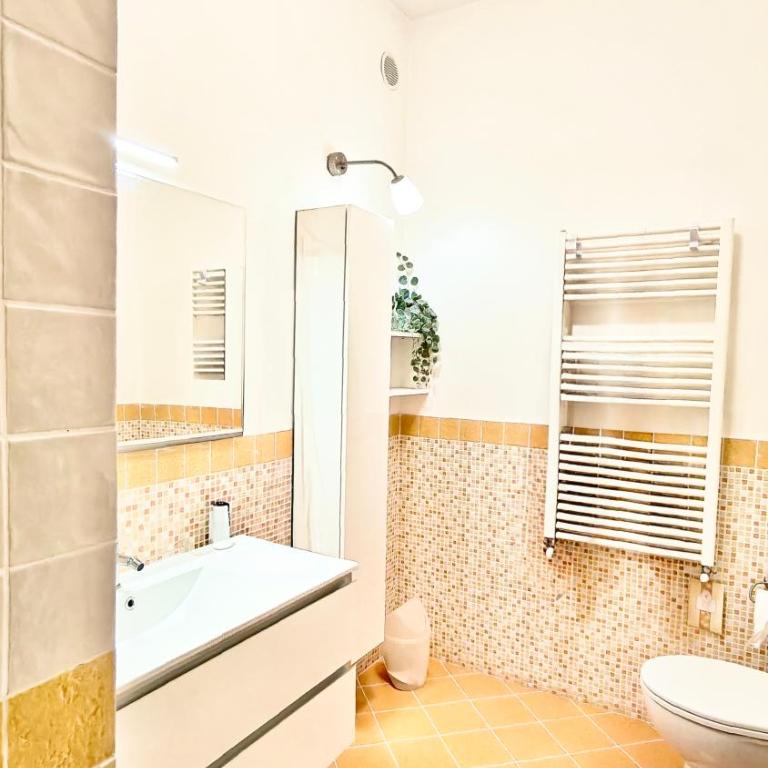 Casa Stibbert Garden Retreat - Two-Bedroom House - 9