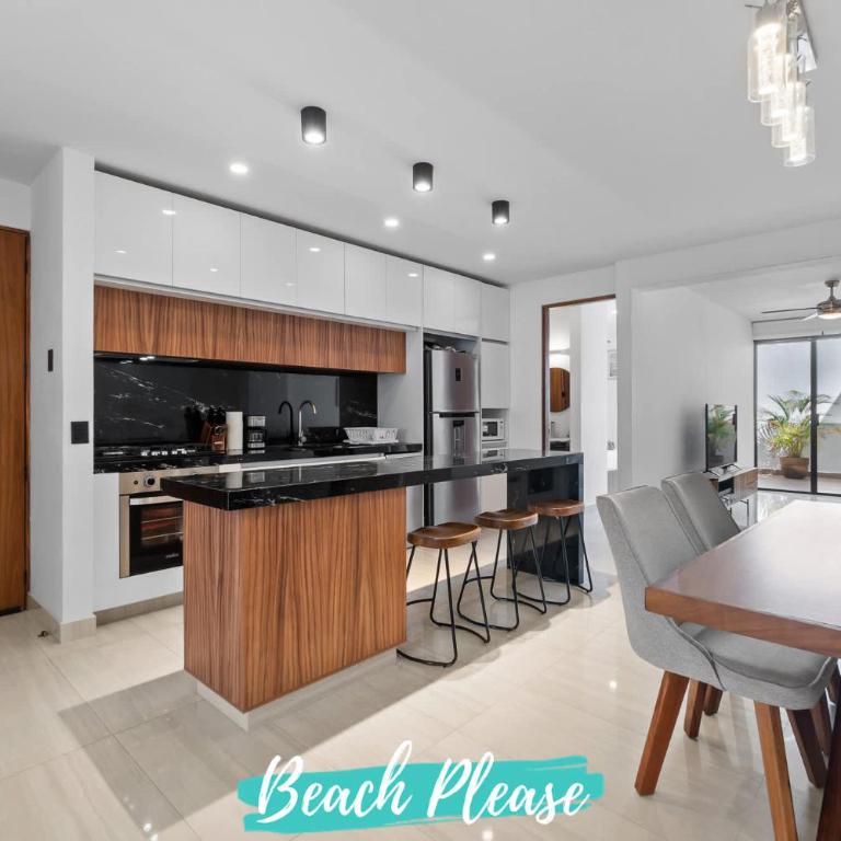 Avelar Condos - 1 Block to Beach with Rooftop Pool - Apartamento - 24
