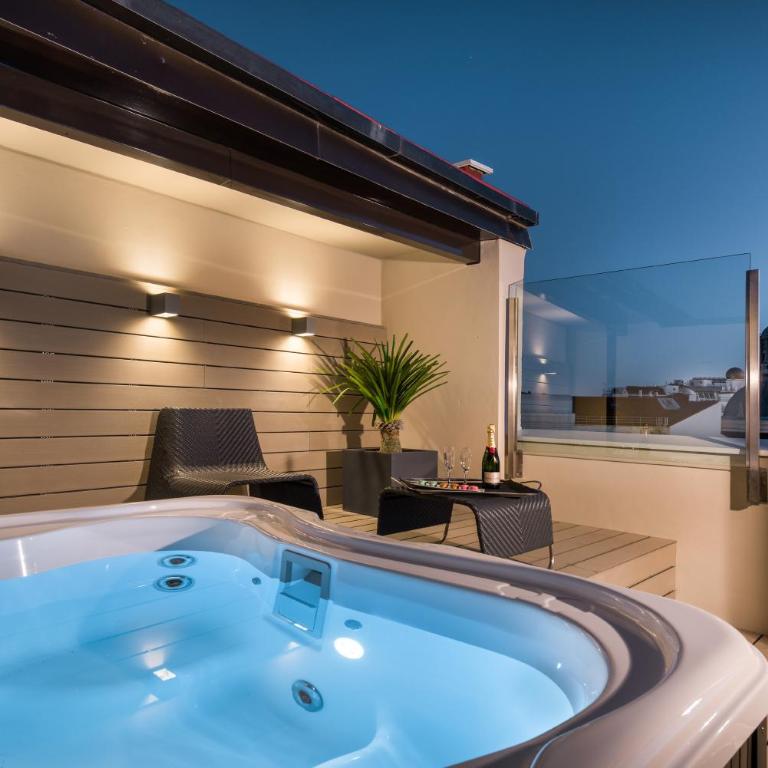 Catalonia Gran Vía Madrid - Suite con terraza y jacuzzi® - 2