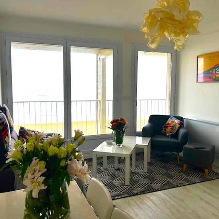 Appartement lumineux 2 chambres face mer à Saint-Jean-de-Monts - FR-1-652-54 - Apartment - 12
