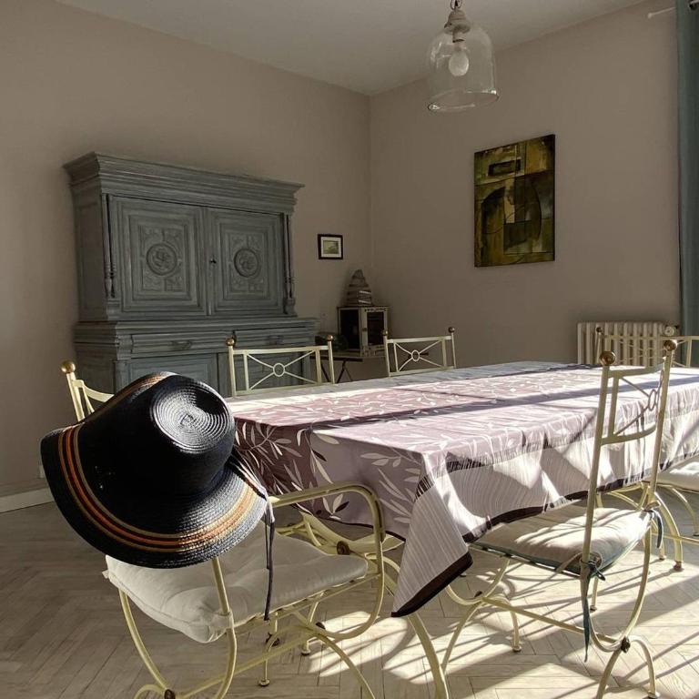 Charmant appartement lumineux et spacieux au centre de Royan - FR-1-738-44 - Apartment - 2