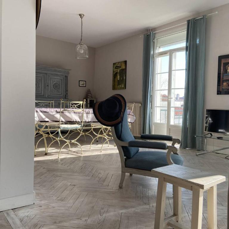 Charmant appartement lumineux et spacieux au centre de Royan - FR-1-738-44 - Apartment - 22