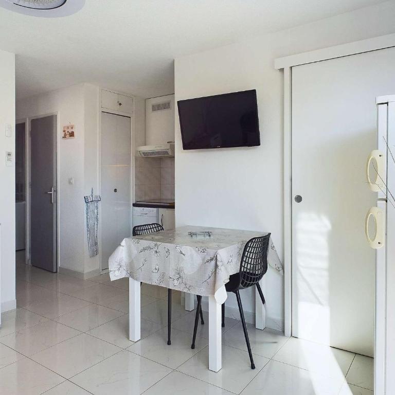 Appartement climatisé 2 pièces + cabine avec parking au cœur de Marseillan-Plage - FR-1-326-847 - Appartement - 7