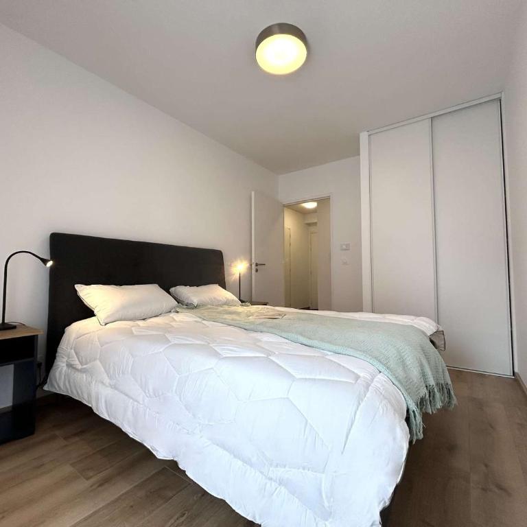 Appartement 3 pièces, 2 chambres, balcon, vue Briançon, WiFi gratuit - FR-1-330C-150 - Apartment - 5